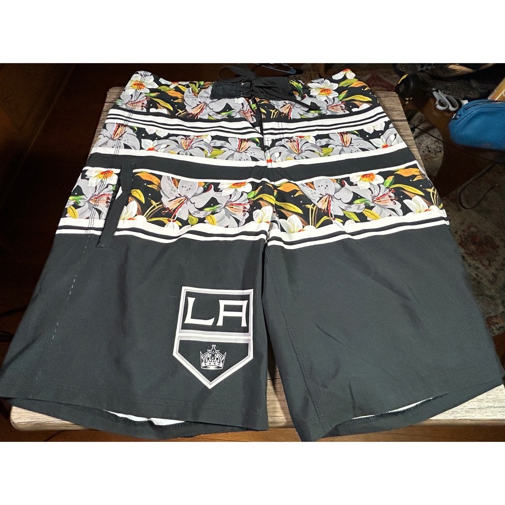 NHL Los Angeles Kings Mens Board Shorts Floral Lily Print Black Size 36 LA Kings